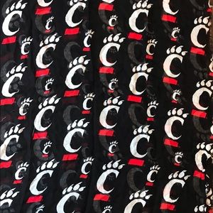 University of Cincinnati Infinity Scarf